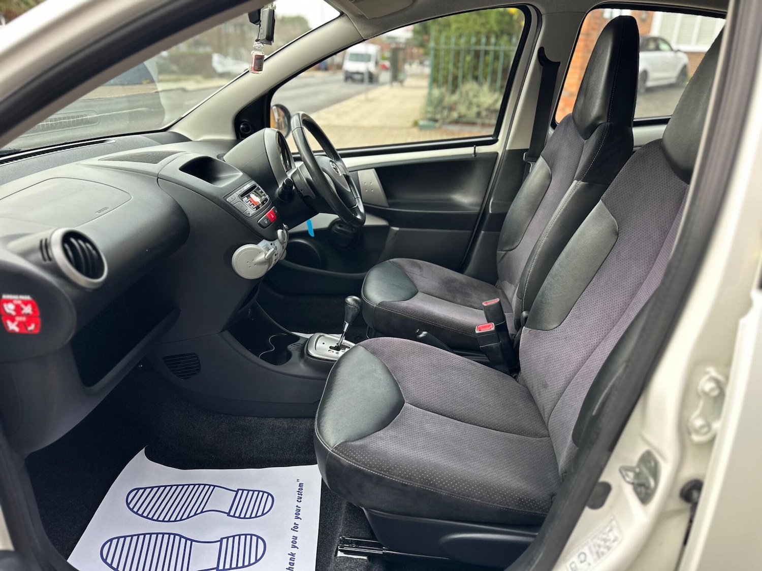 Used Toyota AYGO 2013 for sale - 76359896: Photo 25