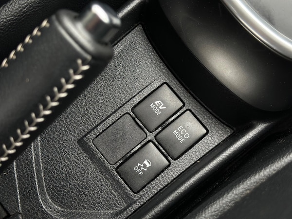 Used Toyota Yaris 2015 for sale - 76084493: Photo 15