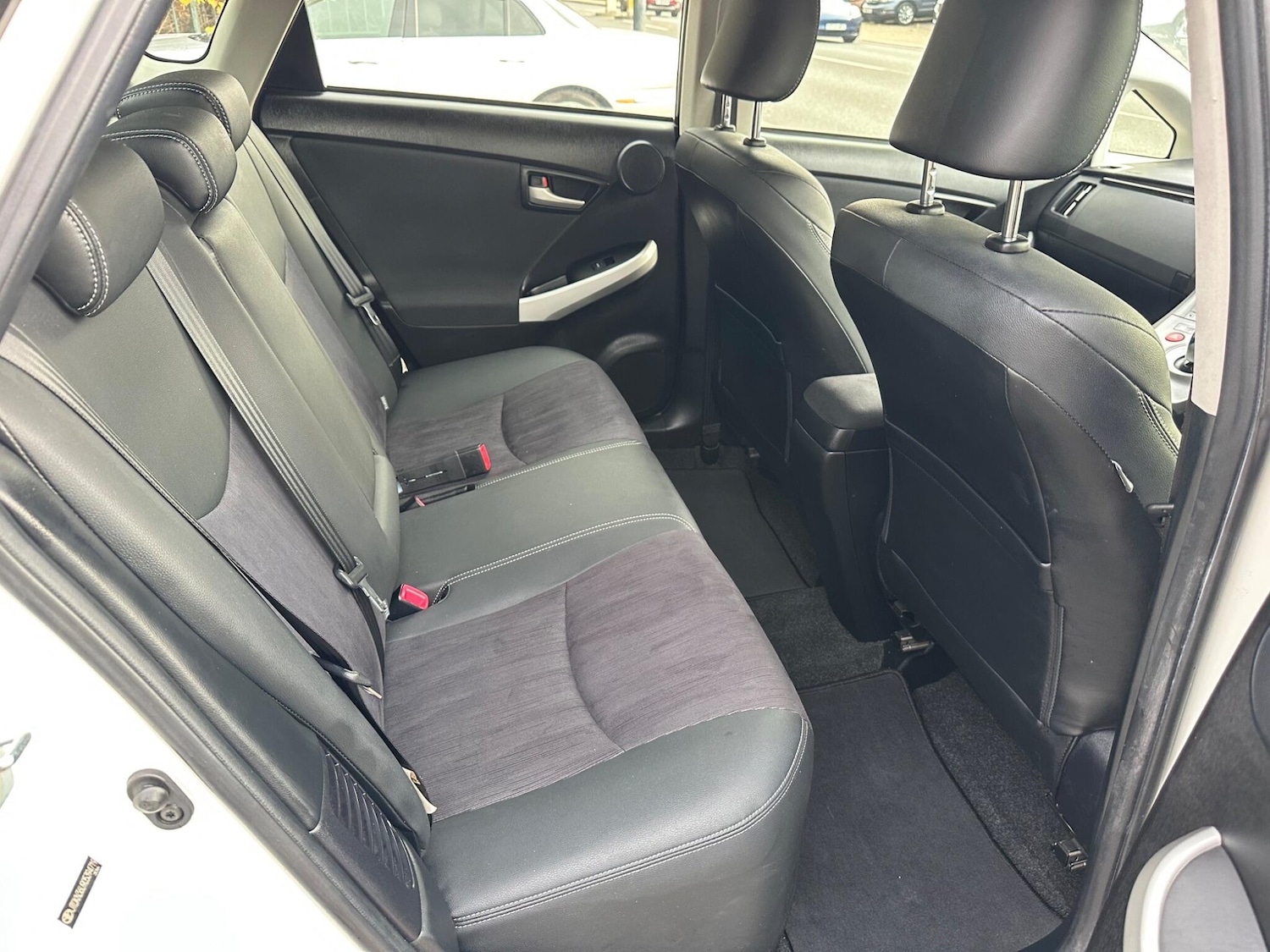 Used Toyota Prius 2012 for sale - 76498852: Photo 12