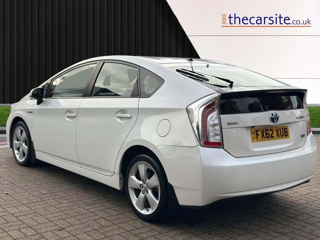 Used Toyota Prius 2012 for sale - 76498852: Photo 2