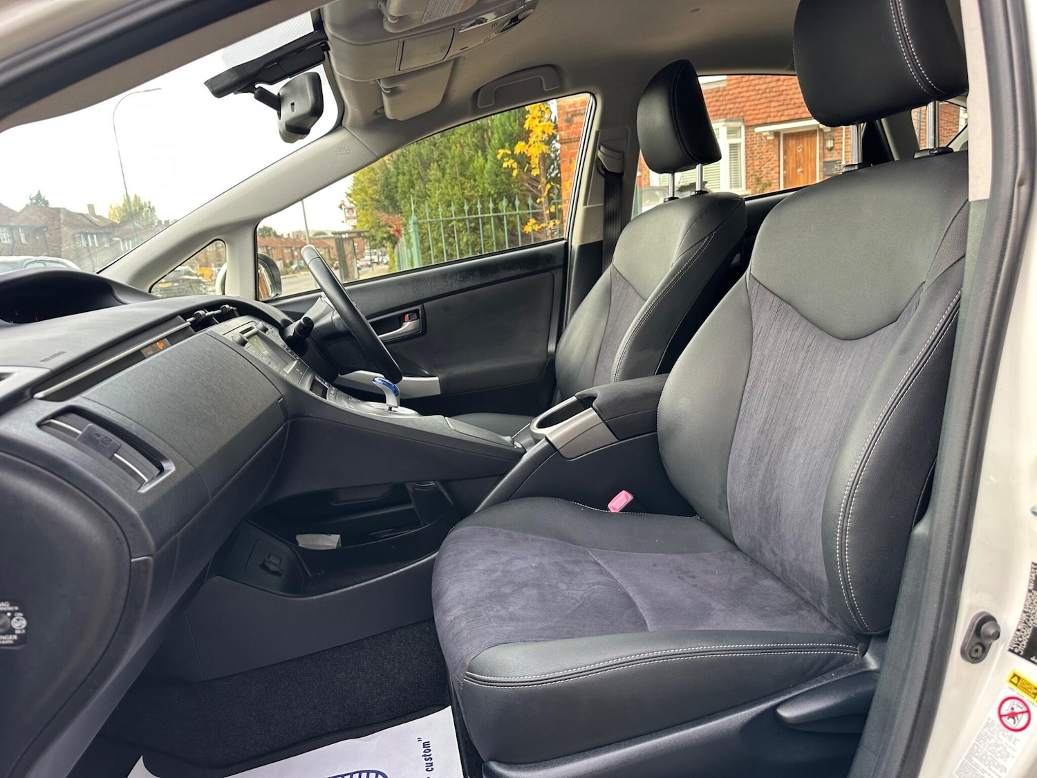 Used Toyota Prius 2012 for sale - 76498852: Photo 28