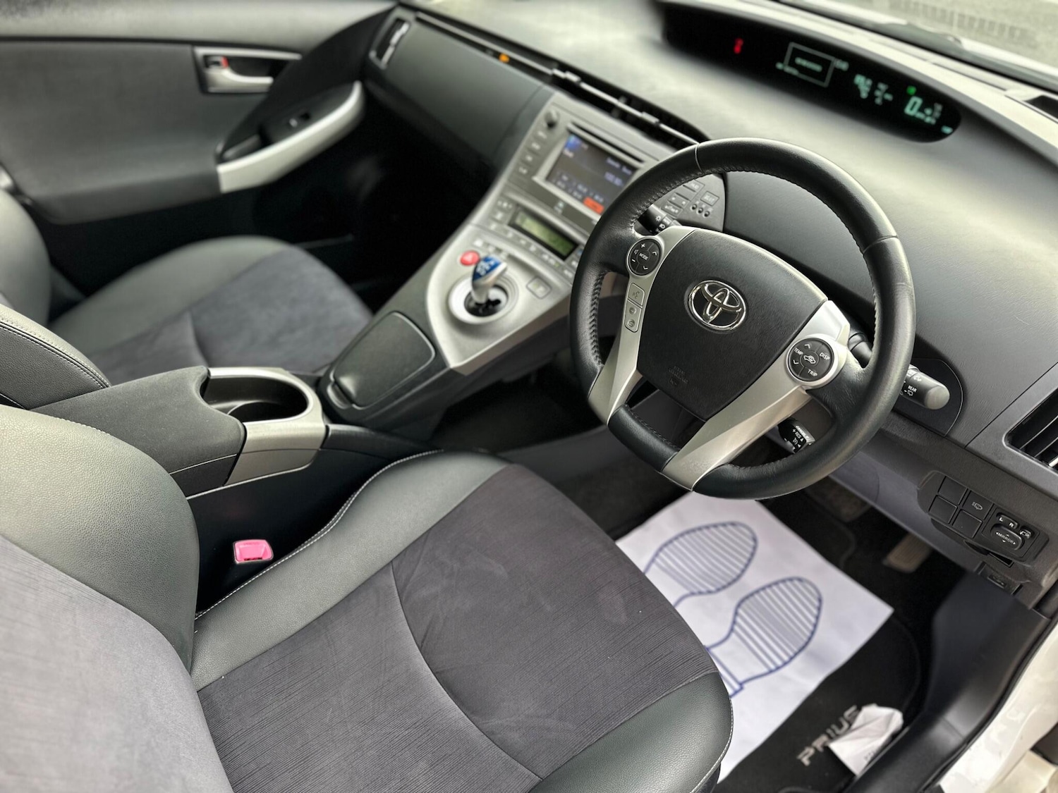 Used Toyota Prius 2012 for sale - 76498852: Photo 30