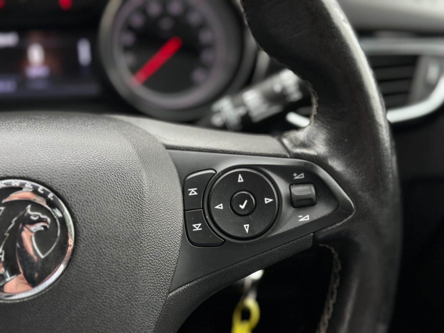 Used Vauxhall Astra 2018 for sale - 76238943: Photo 18