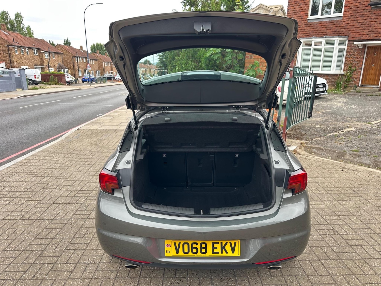 Used Vauxhall Astra 2018 for sale - 76238943: Photo 27