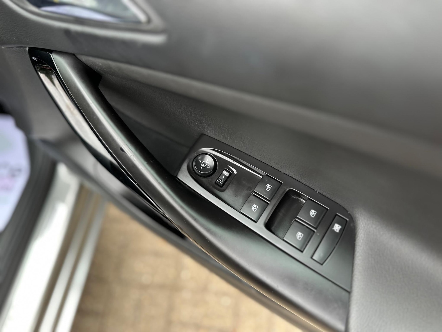 Used Vauxhall Astra 2018 for sale - 76238943: Photo 29