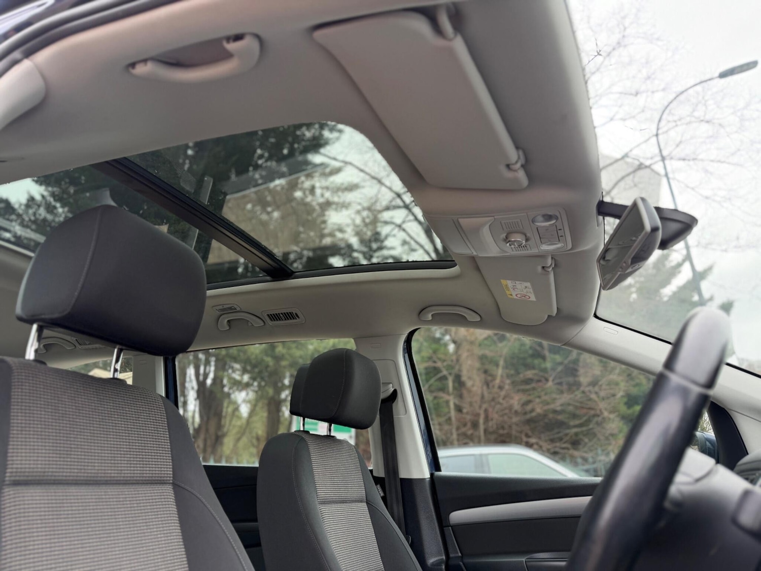 Used Volkswagen Sharan 2014 for sale - 78085939: Photo 10