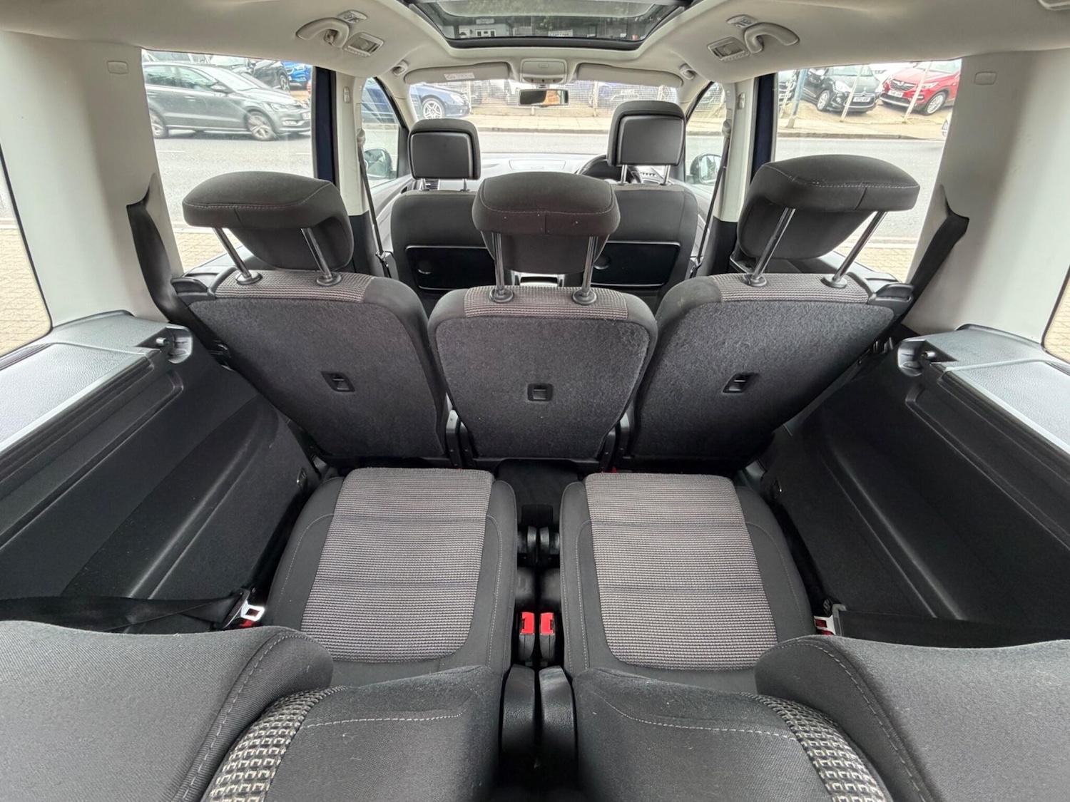 Used Volkswagen Sharan 2014 for sale - 78085939: Photo 11