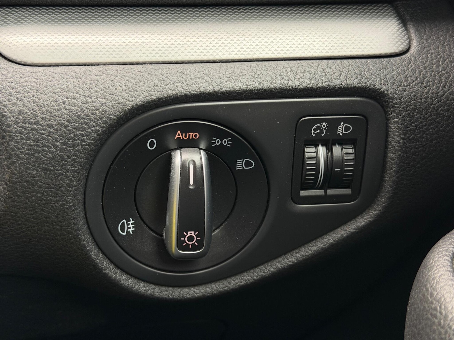 Used Volkswagen Sharan 2014 for sale - 78085939: Photo 18