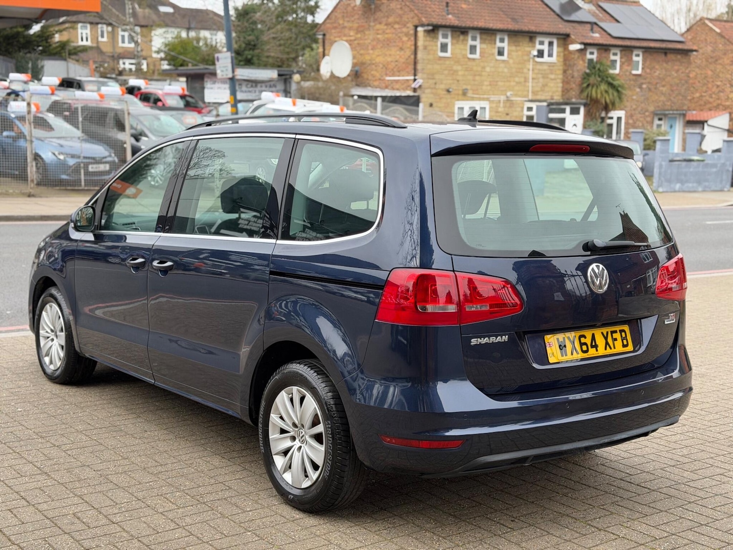 Used Volkswagen Sharan 2014 for sale - 78085939: Photo 2