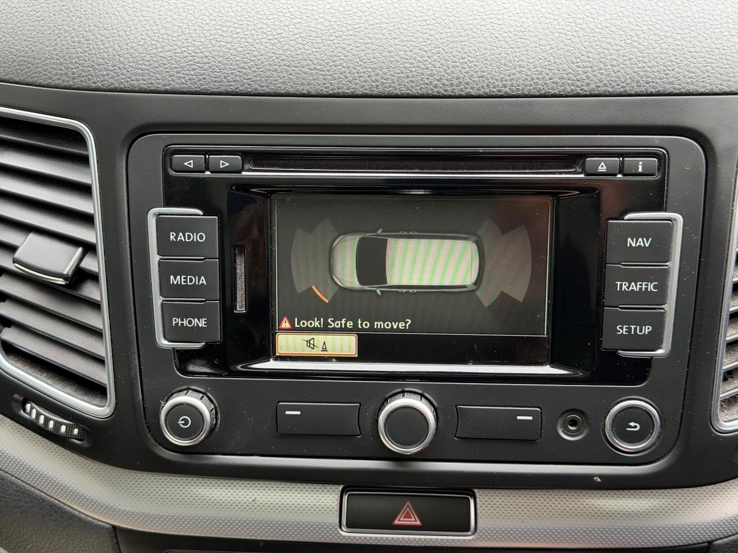 Used Volkswagen Sharan 2014 for sale - 78085939: Photo 24