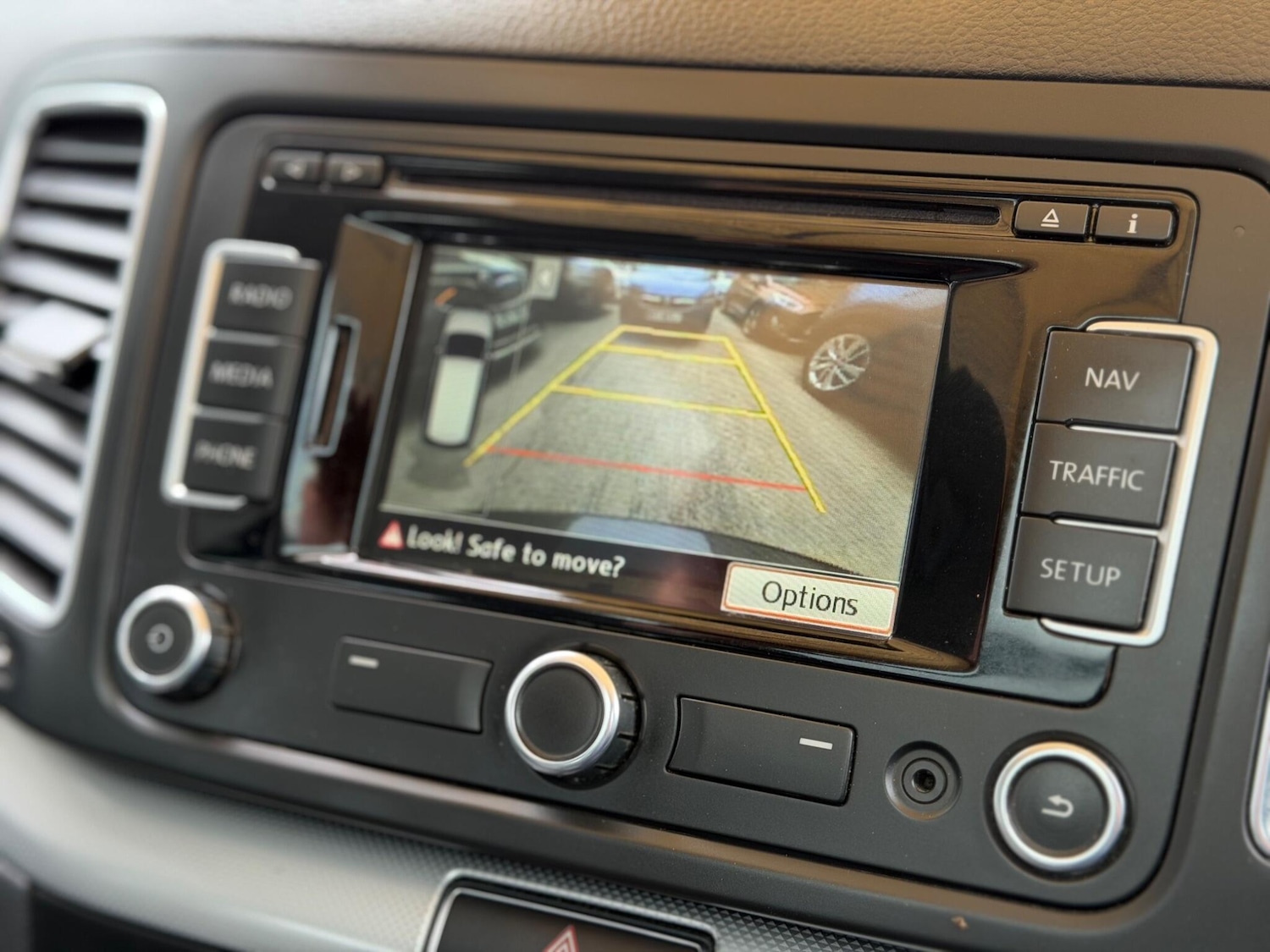 Used Volkswagen Sharan 2014 for sale - 78085939: Photo 25