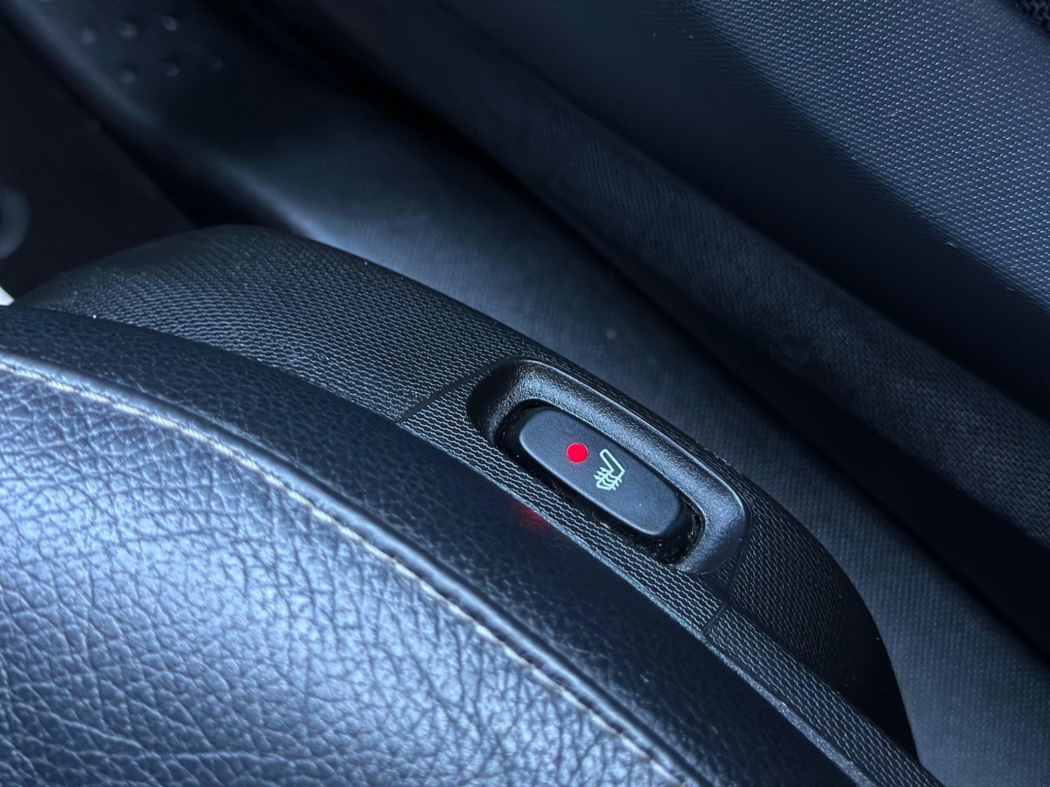 Used smart fortwo 2018 for sale - 76702509: Photo 32