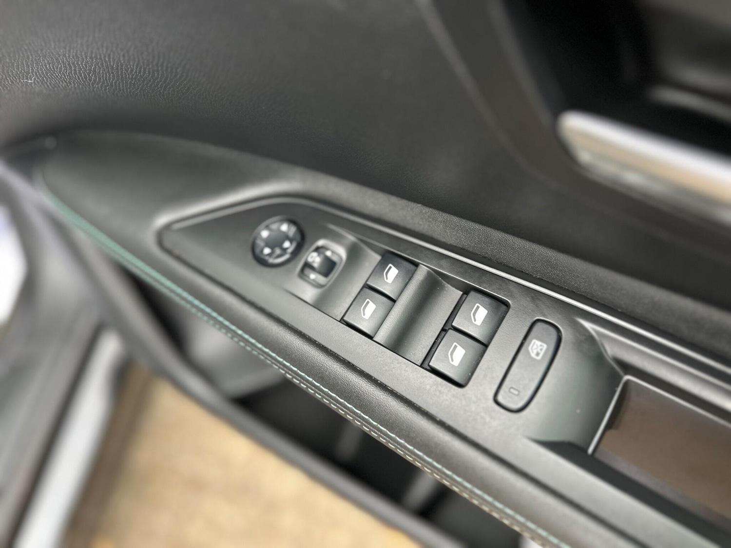 Used Peugeot 3008 2021 for sale - 76457394: Photo 15