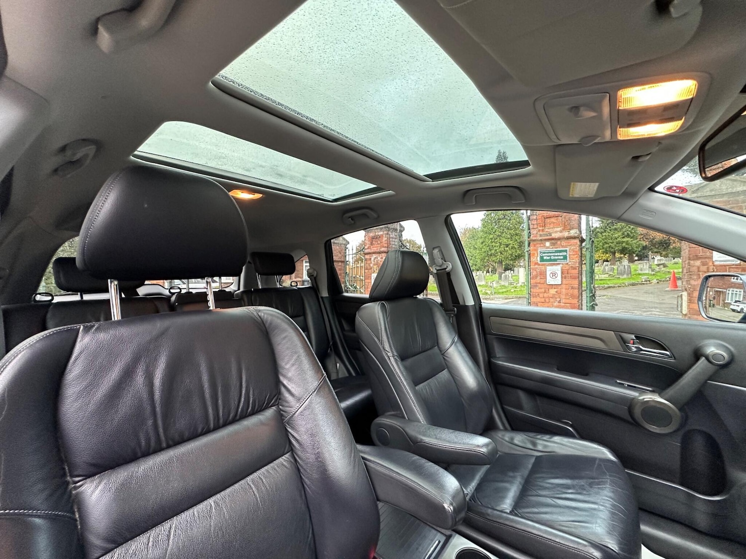 Used Honda CR-V 2011 for sale - 76457237: Photo 12