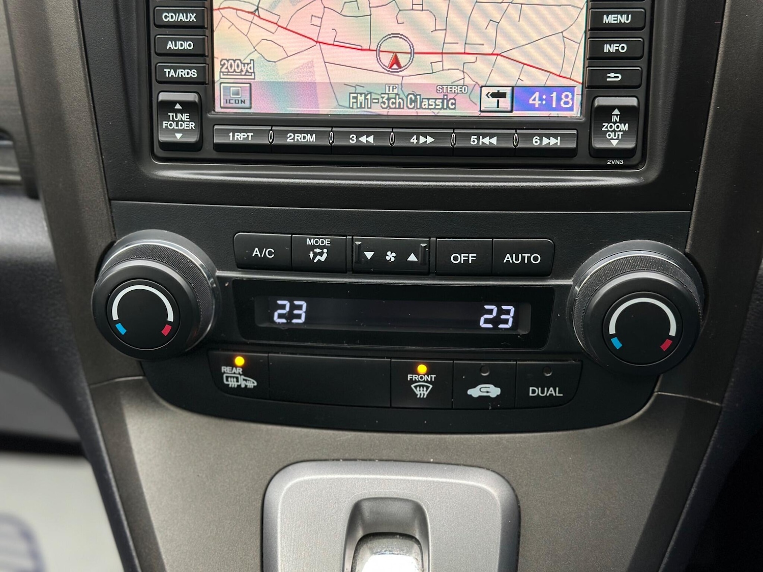 Used Honda CR-V 2011 for sale - 76457237: Photo 24