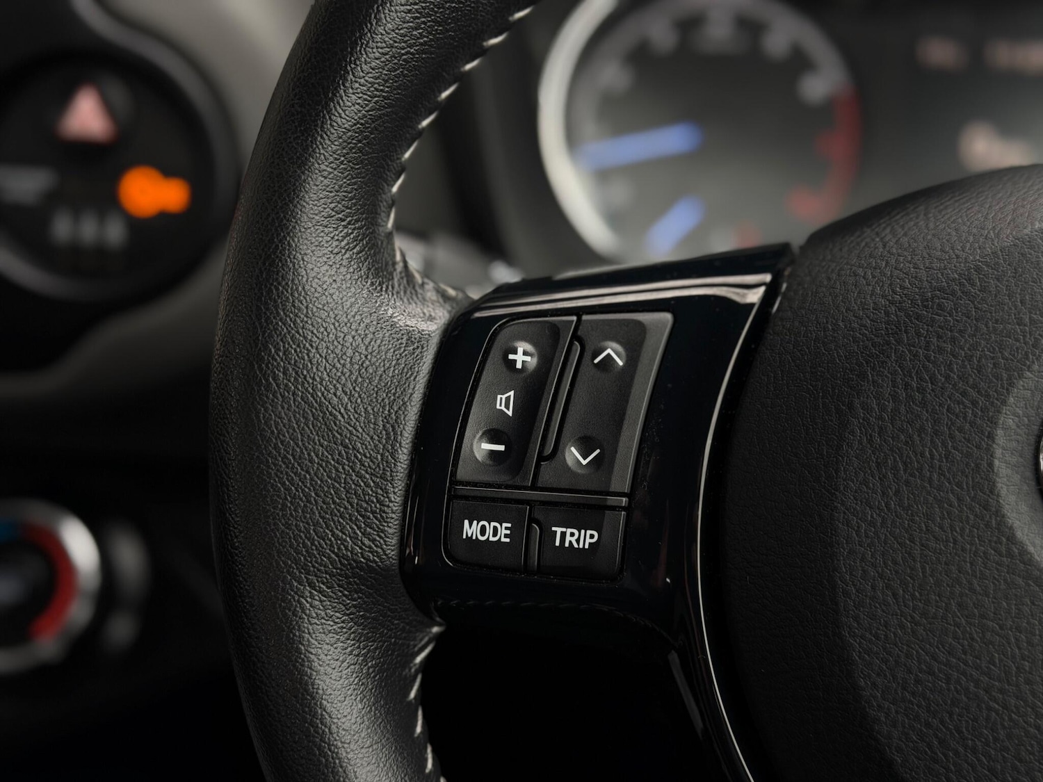 Used Toyota Yaris 2017 for sale - 77853405: Photo 17