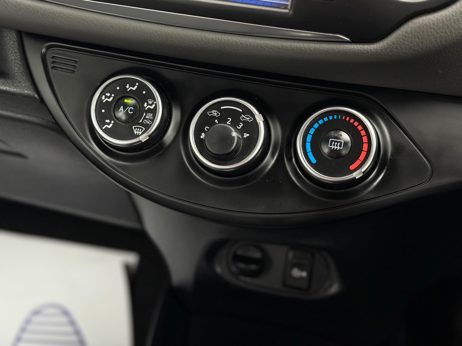 Used Toyota Yaris 2017 for sale - 77853405: Photo 21