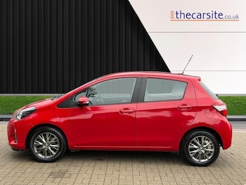 Used Toyota Yaris 2017 for sale - 77853405: Photo