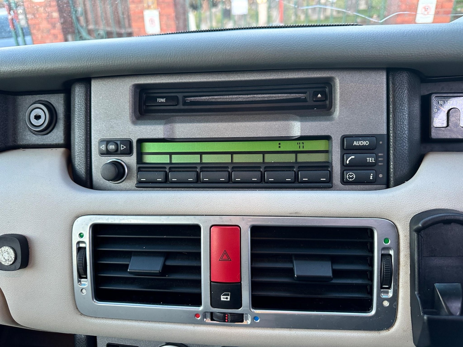Vehicle 29