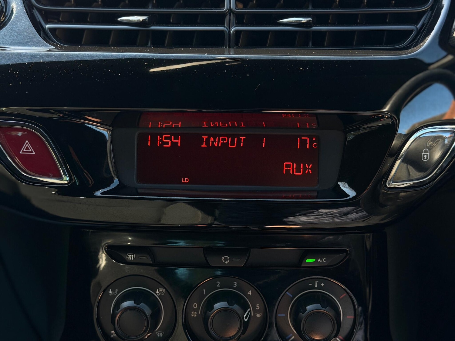 Used Citroen DS3 2012 for sale - 77939298: Photo 13