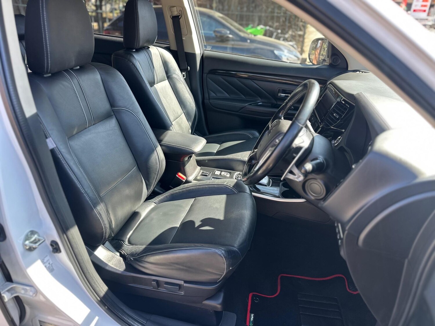 Used Mitsubishi Outlander 2018 for sale - 76239972: Photo 17