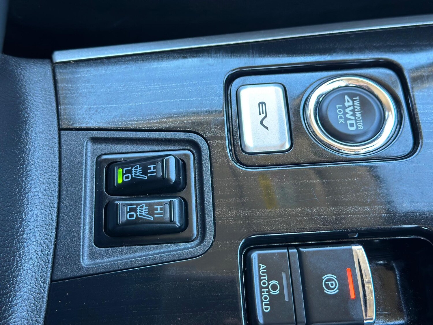 Used Mitsubishi Outlander 2018 for sale - 76239972: Photo 24