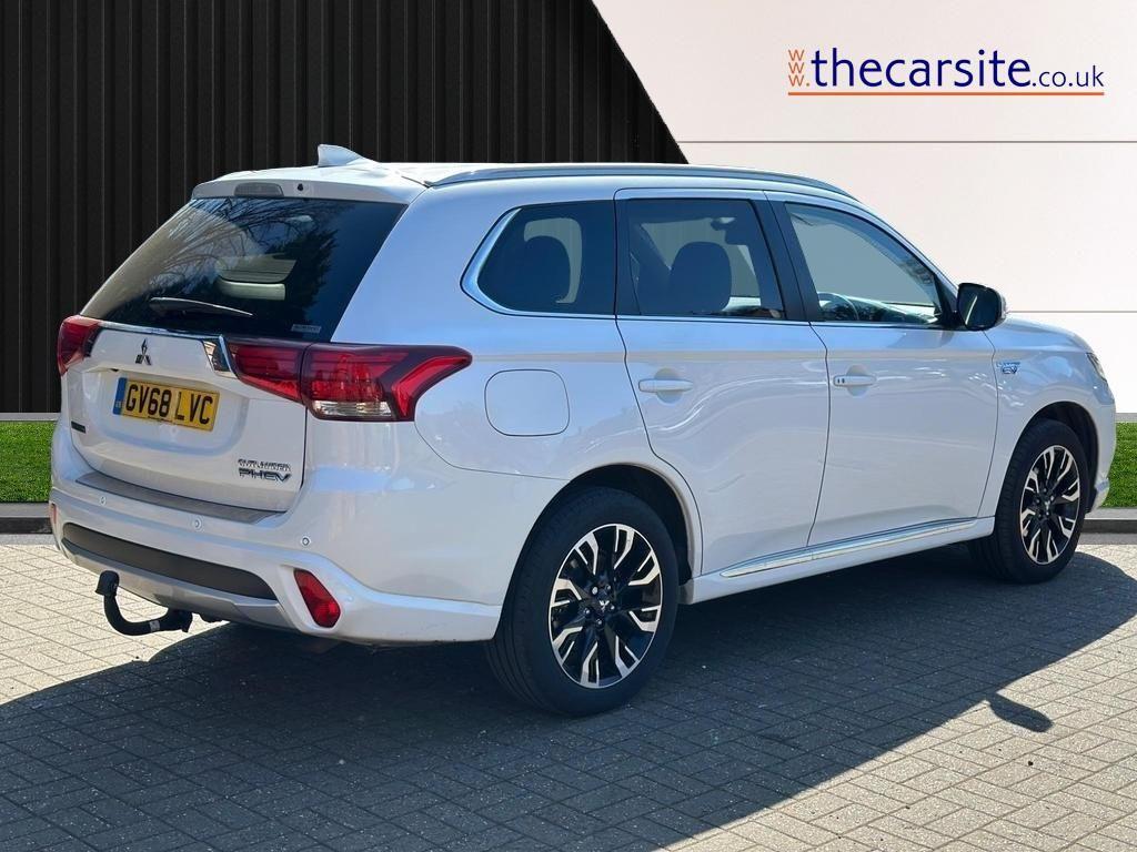 Used Mitsubishi Outlander 2018 for sale - 76239972: Photo 8
