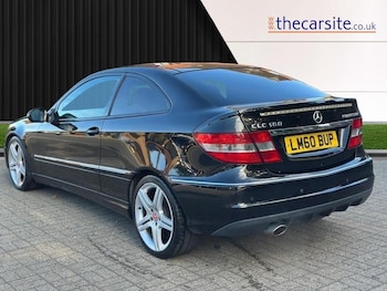 Used Mercedes-Benz CLC 2010 for sale - 76072579: Photo