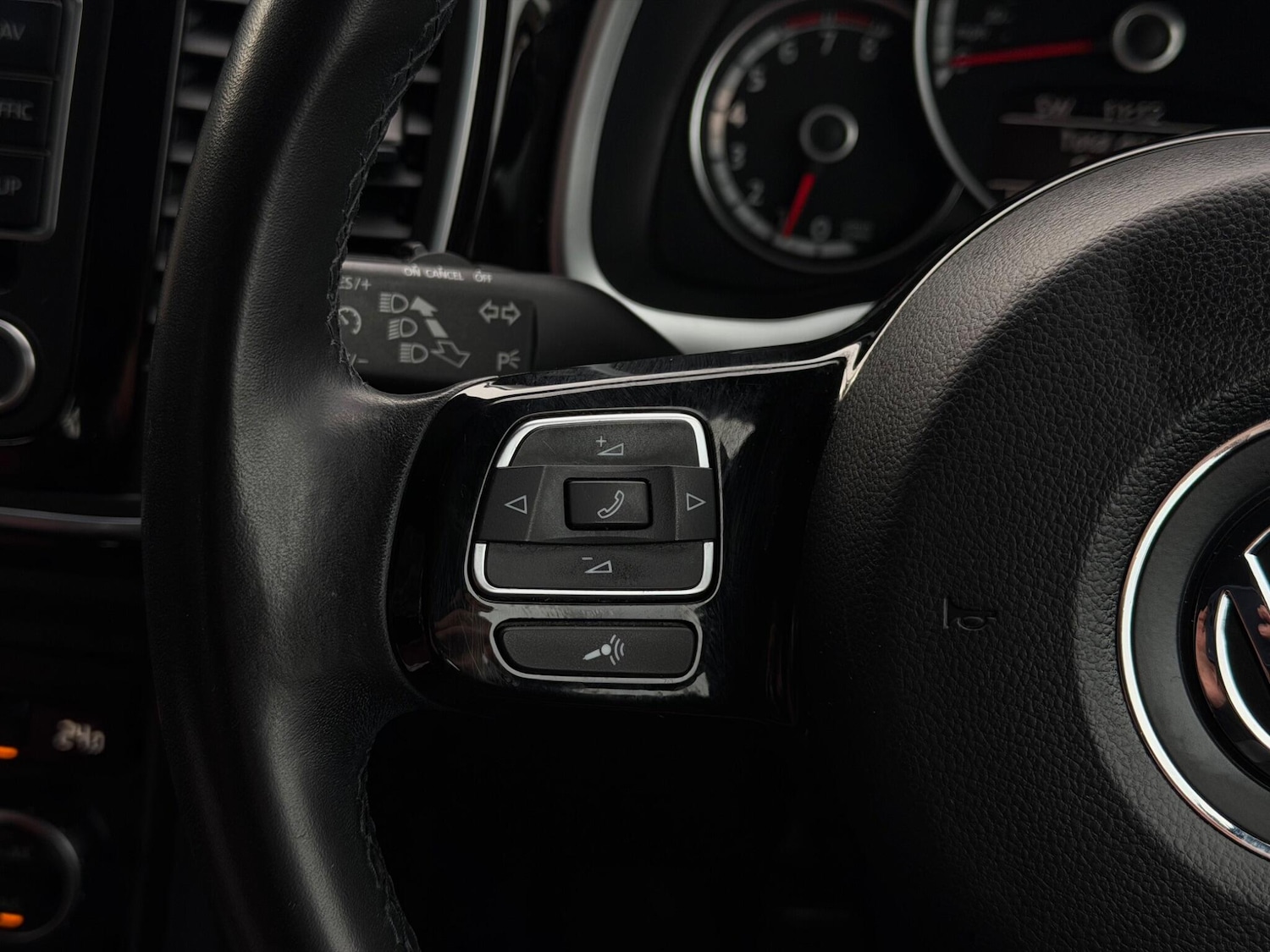 Used Volkswagen Beetle 2013 for sale - 77892812: Photo 22