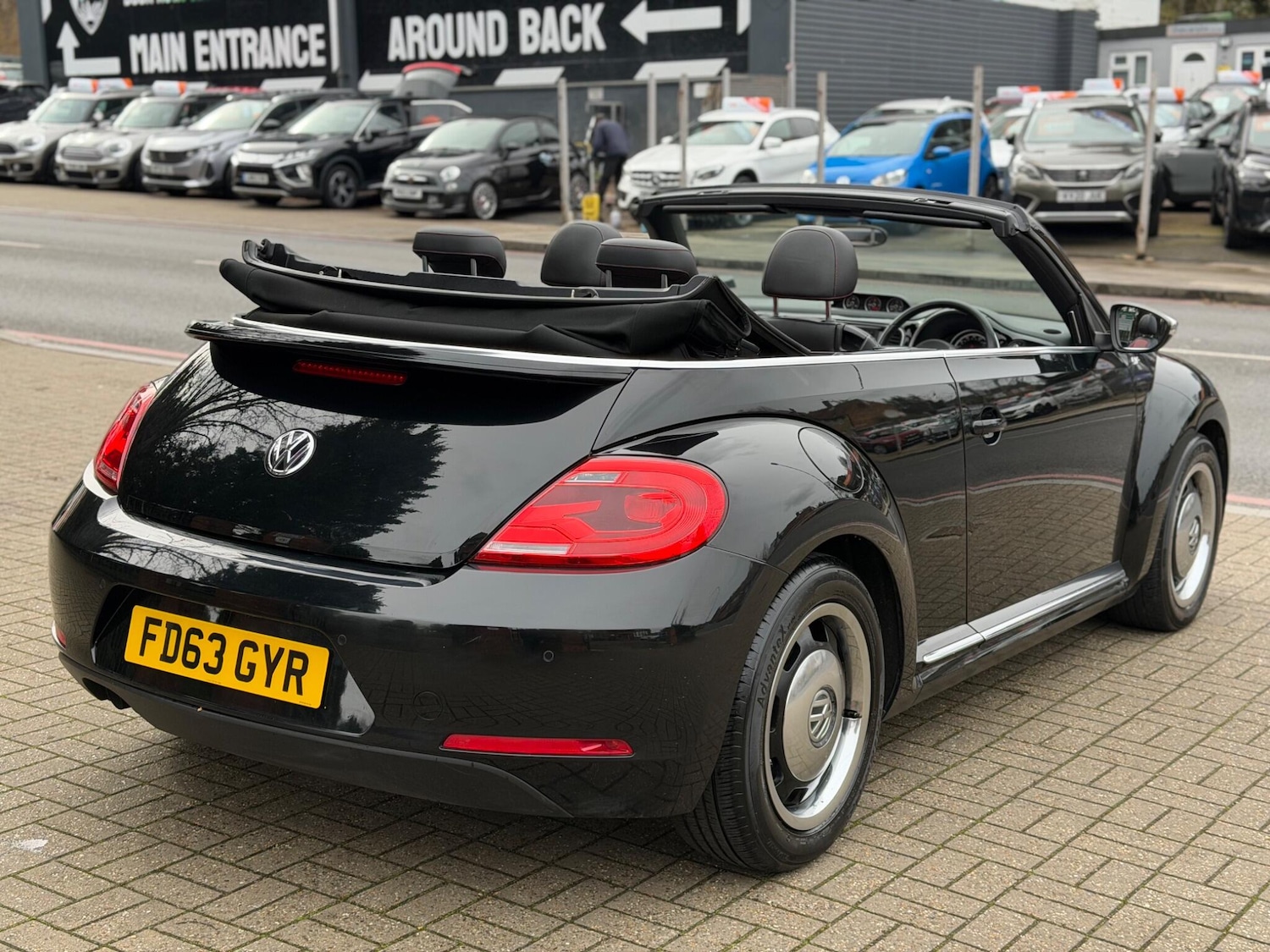 Used Volkswagen Beetle 2013 for sale - 77892812: Photo 6