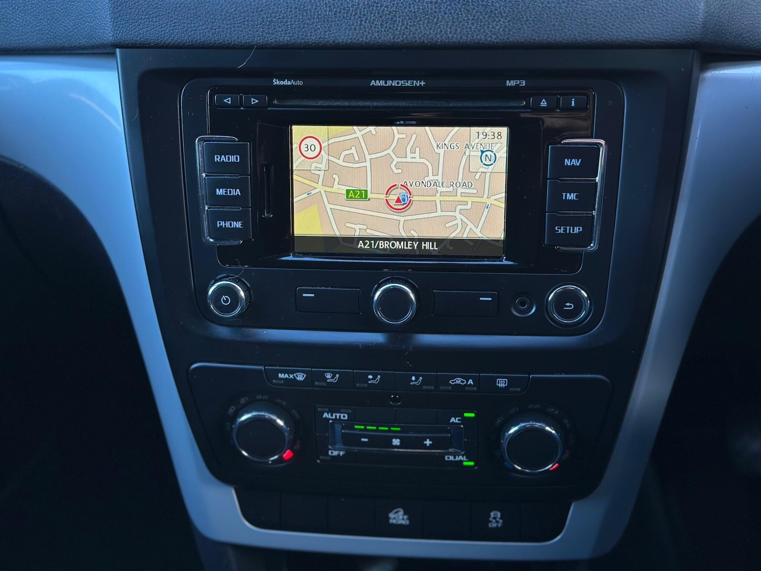 Used Skoda Yeti 2011 for sale - 76771852: Photo 19