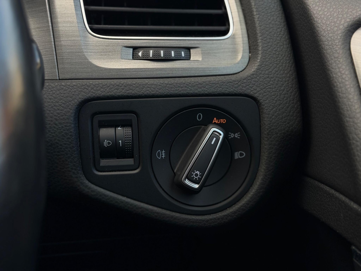 Used Volkswagen Golf 2013 for sale - 77559720: Photo 20