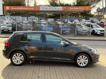 Used Volkswagen Golf 2013 for sale - 77559720: Photo