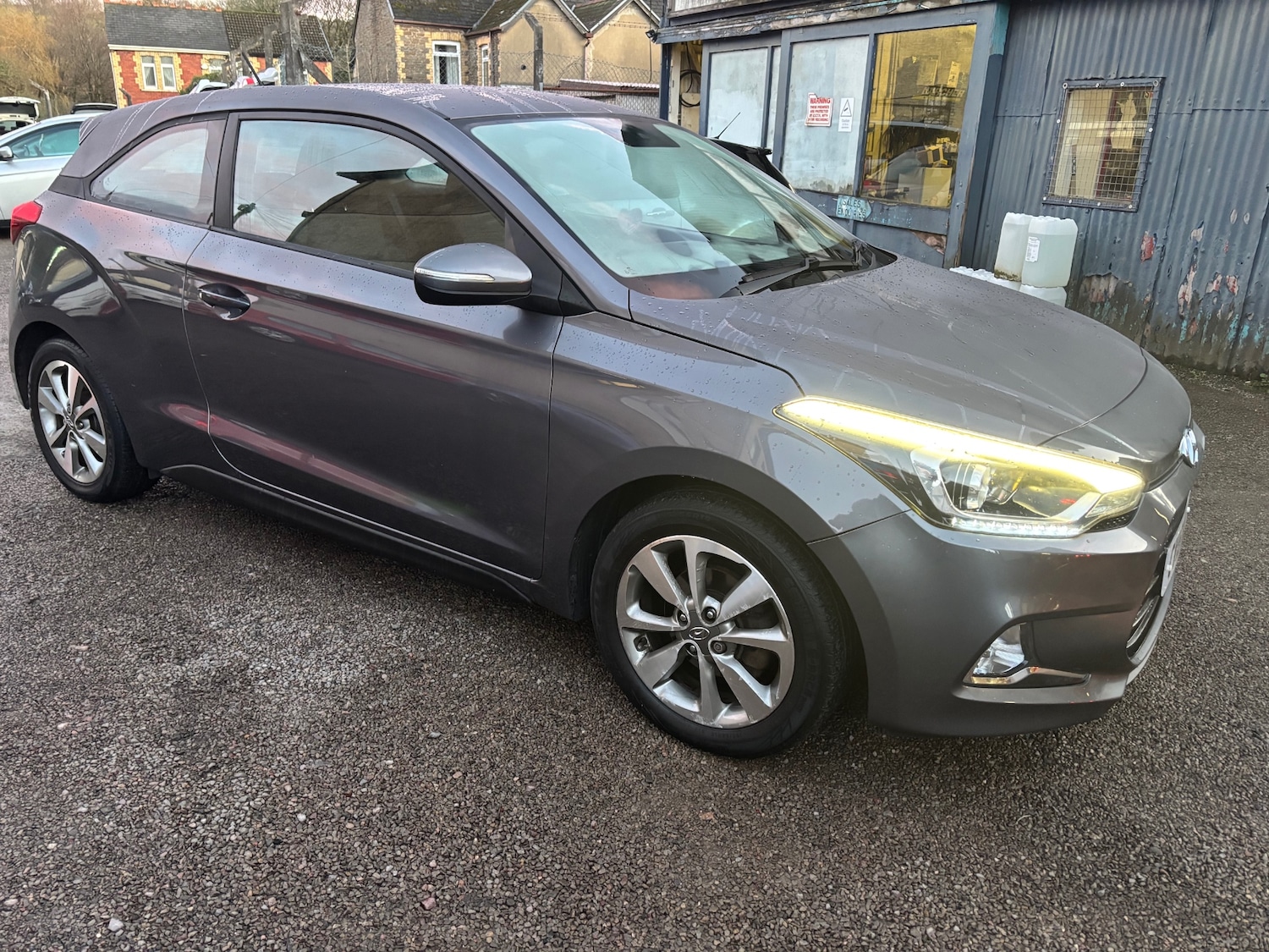 Used Hyundai i20 2015 for sale - 76960324: Photo 2