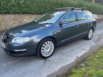 Used Volkswagen Passat 2010 for sale - 76143955: Photo 2