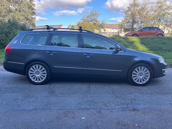 Used Volkswagen Passat 2010 for sale - 76143955: Photo 4