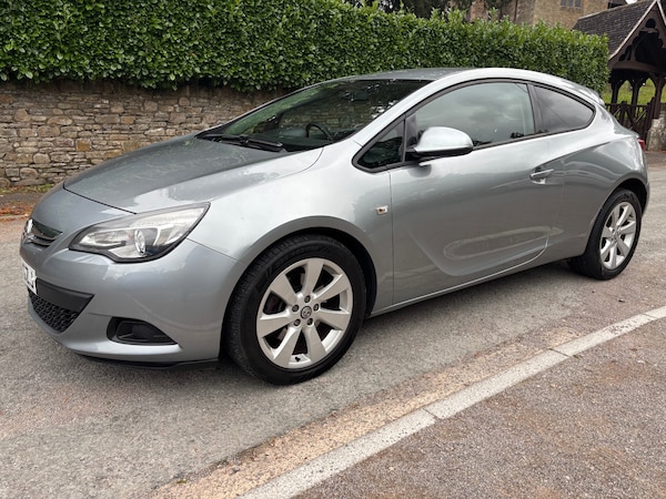 Used Vauxhall Astra GTC 2012 for sale - 76144151: Photo 1