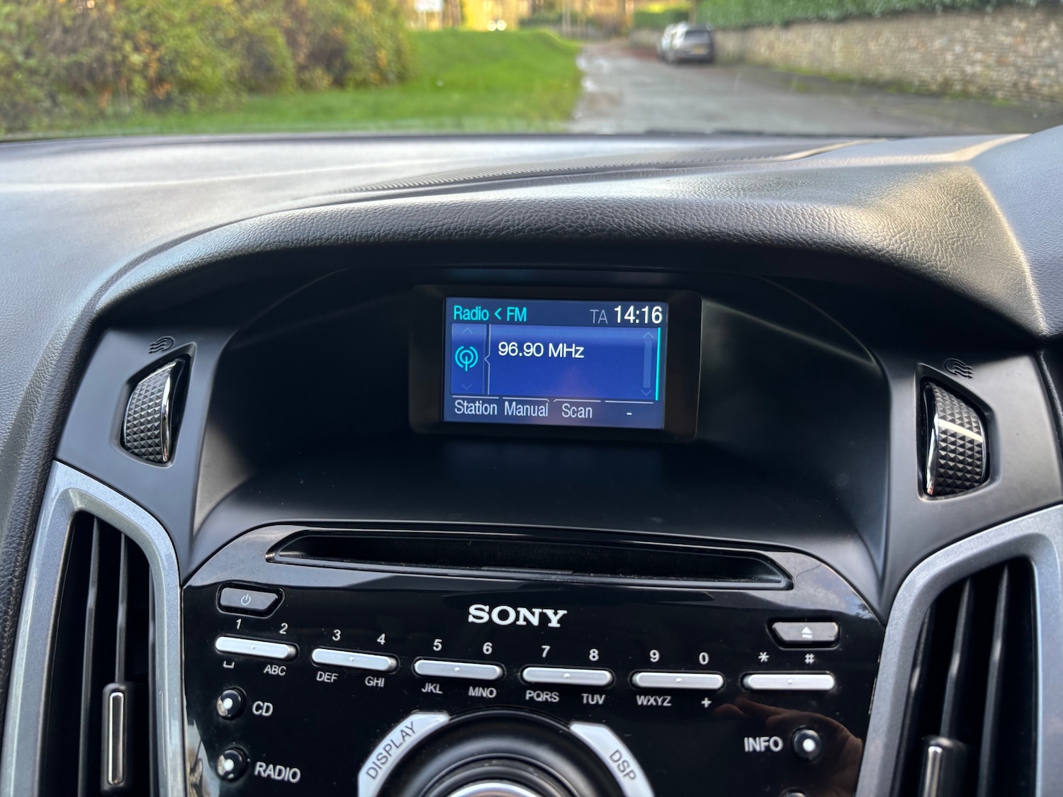 Used Ford Focus 2013 for sale - 76426839: Photo 28