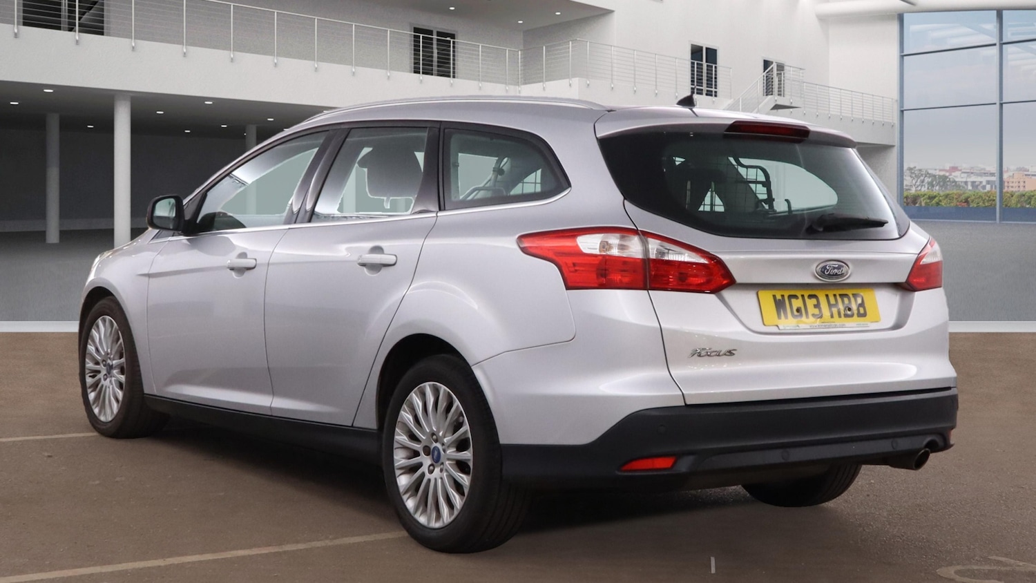 Used Ford Focus 2013 for sale - 76426839: Photo 5