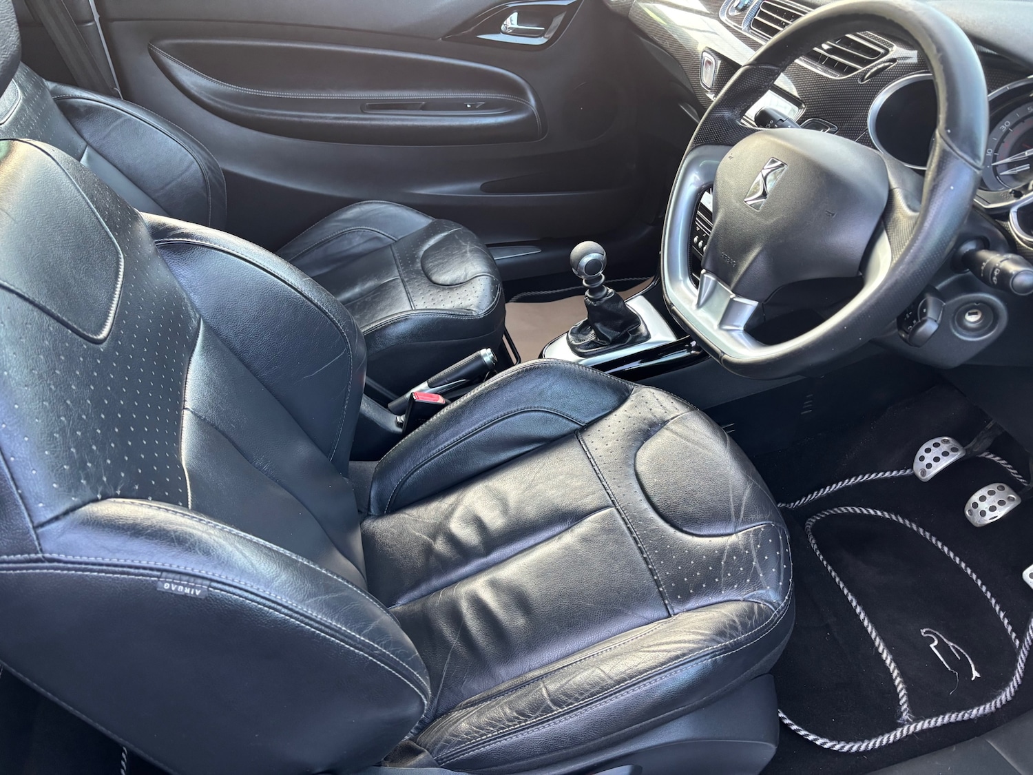 Used Citroen DS3 2011 for sale - 76904444: Photo 13