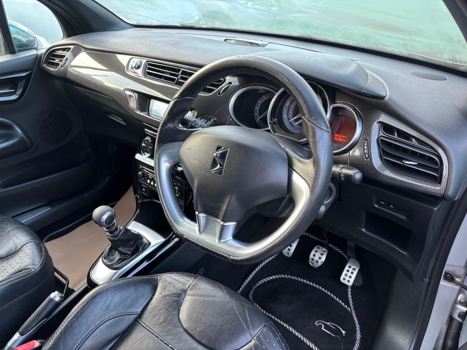 Used Citroen DS3 2011 for sale - 76904444: Photo 17