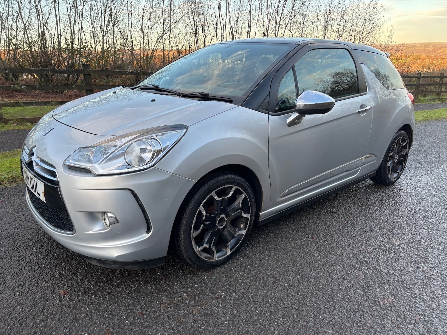 Used Citroen DS3 2011 for sale - 76904444: Photo 2