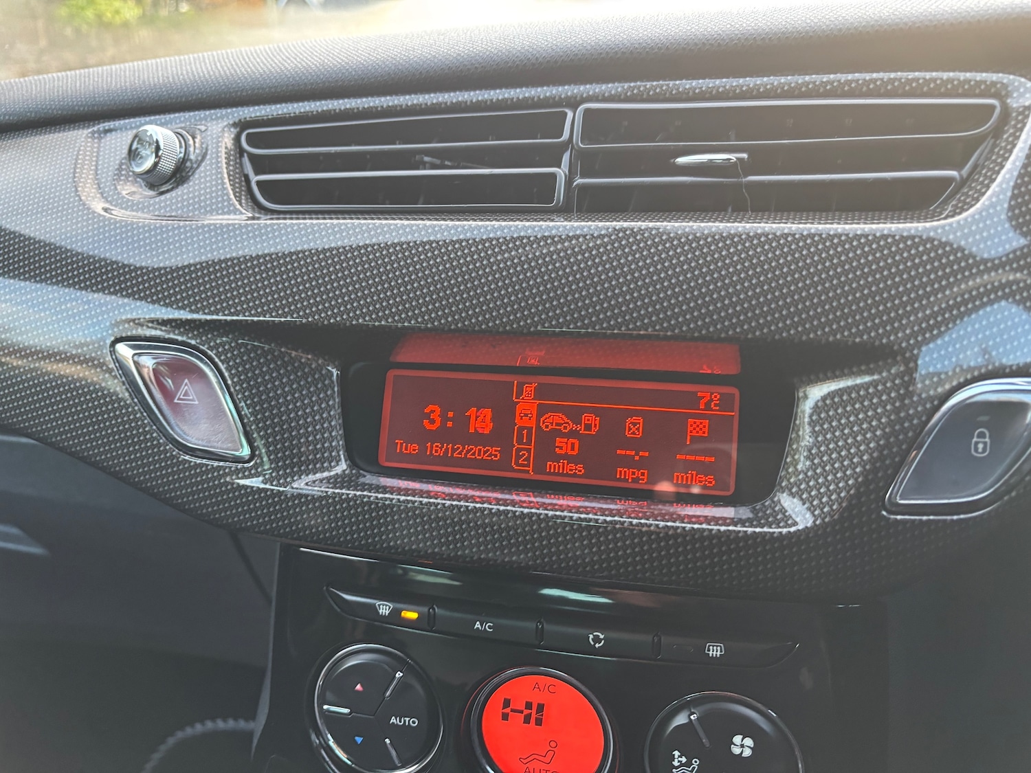 Used Citroen DS3 2011 for sale - 76904444: Photo 20