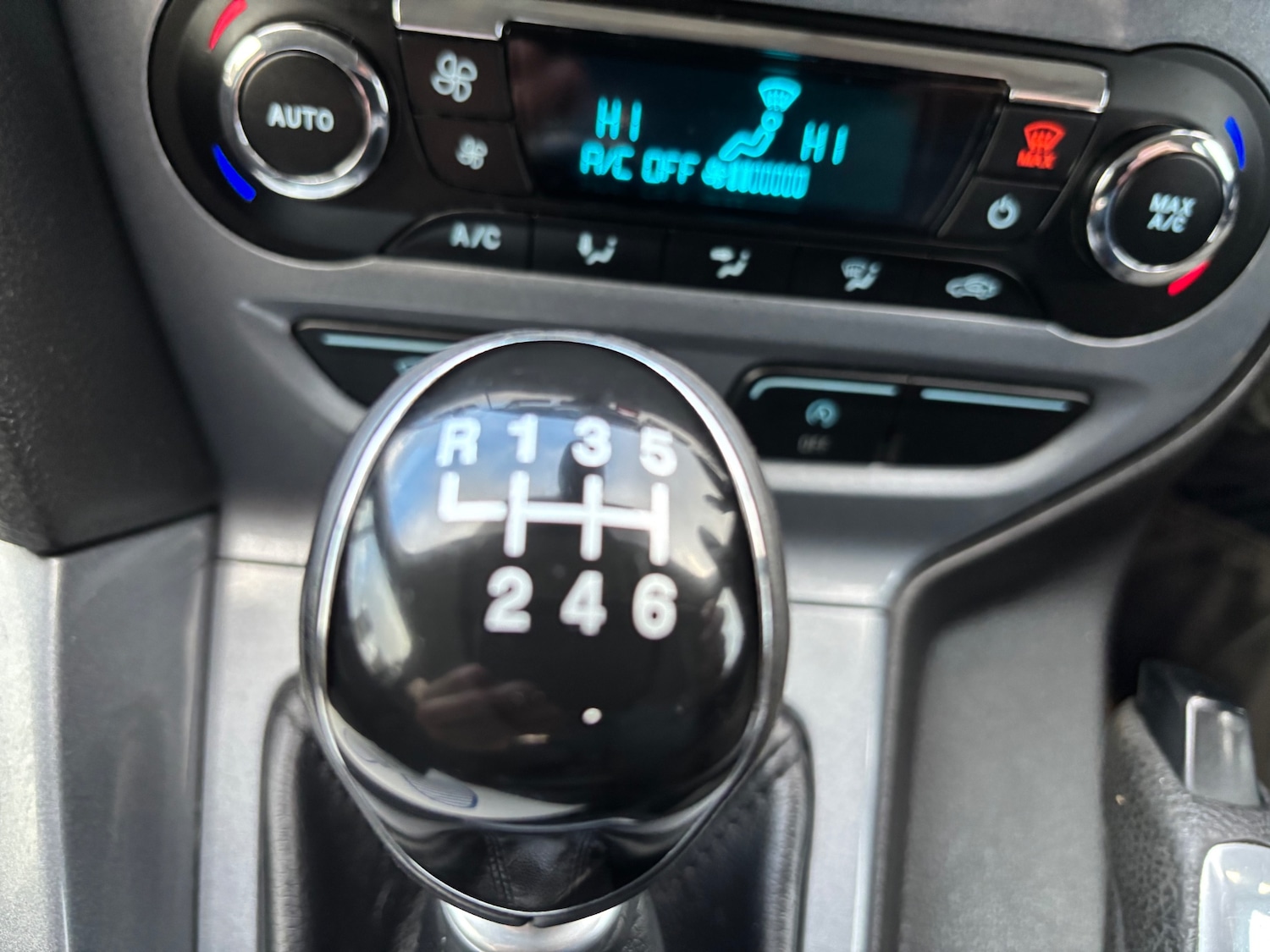 Used Ford Focus 2011 for sale - 76252214: Photo 21