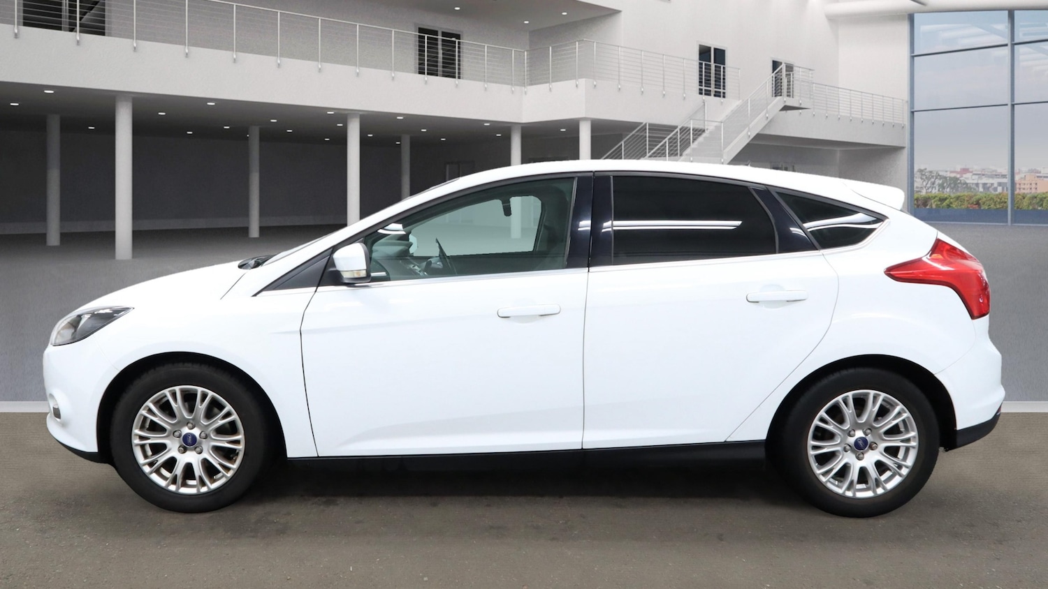 Used Ford Focus 2011 for sale - 76252214: Photo 28