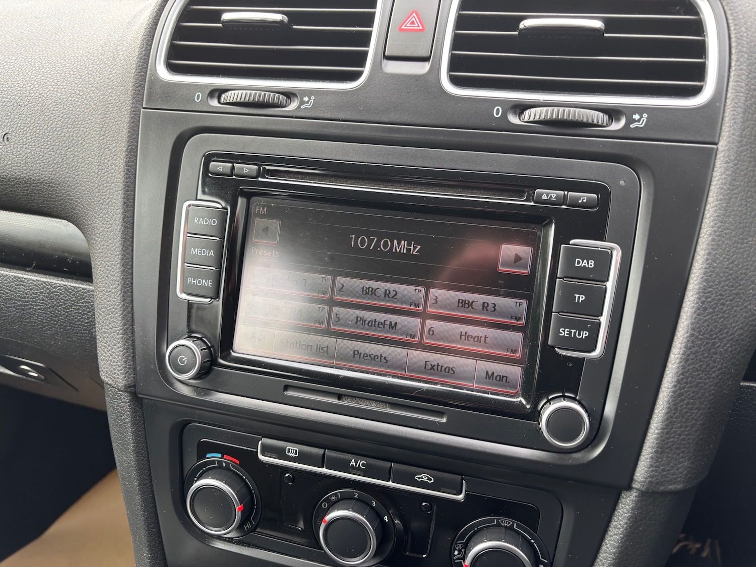 Used Volkswagen Golf 2012 for sale - 77148280: Photo 20