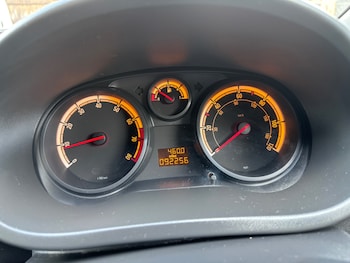 Used Vauxhall Corsa 2012 for sale - 78239697: Photo