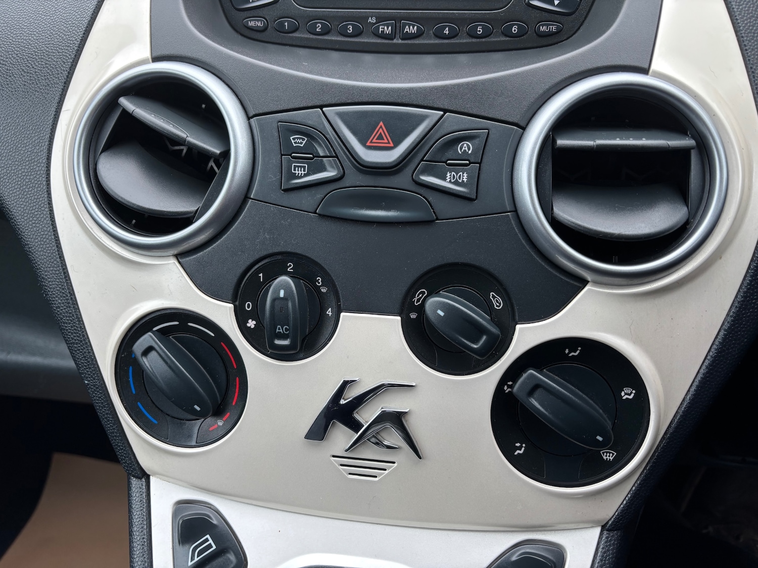 Used Ford Ka 2011 for sale - 77337730: Photo 18