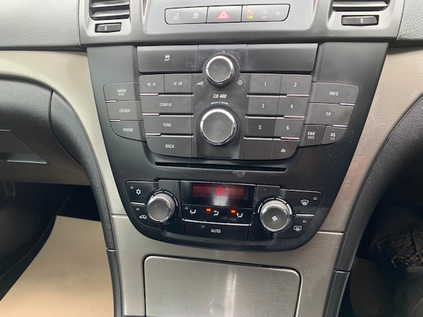 Used Vauxhall Insignia 2010 for sale - 68875316: Photo 17