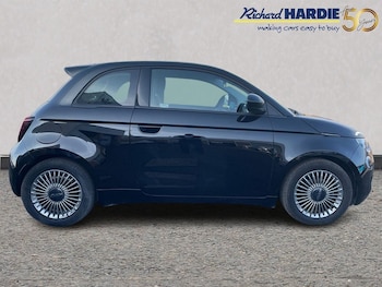 Used Fiat 500e 2024 for sale - 75388099: Photo